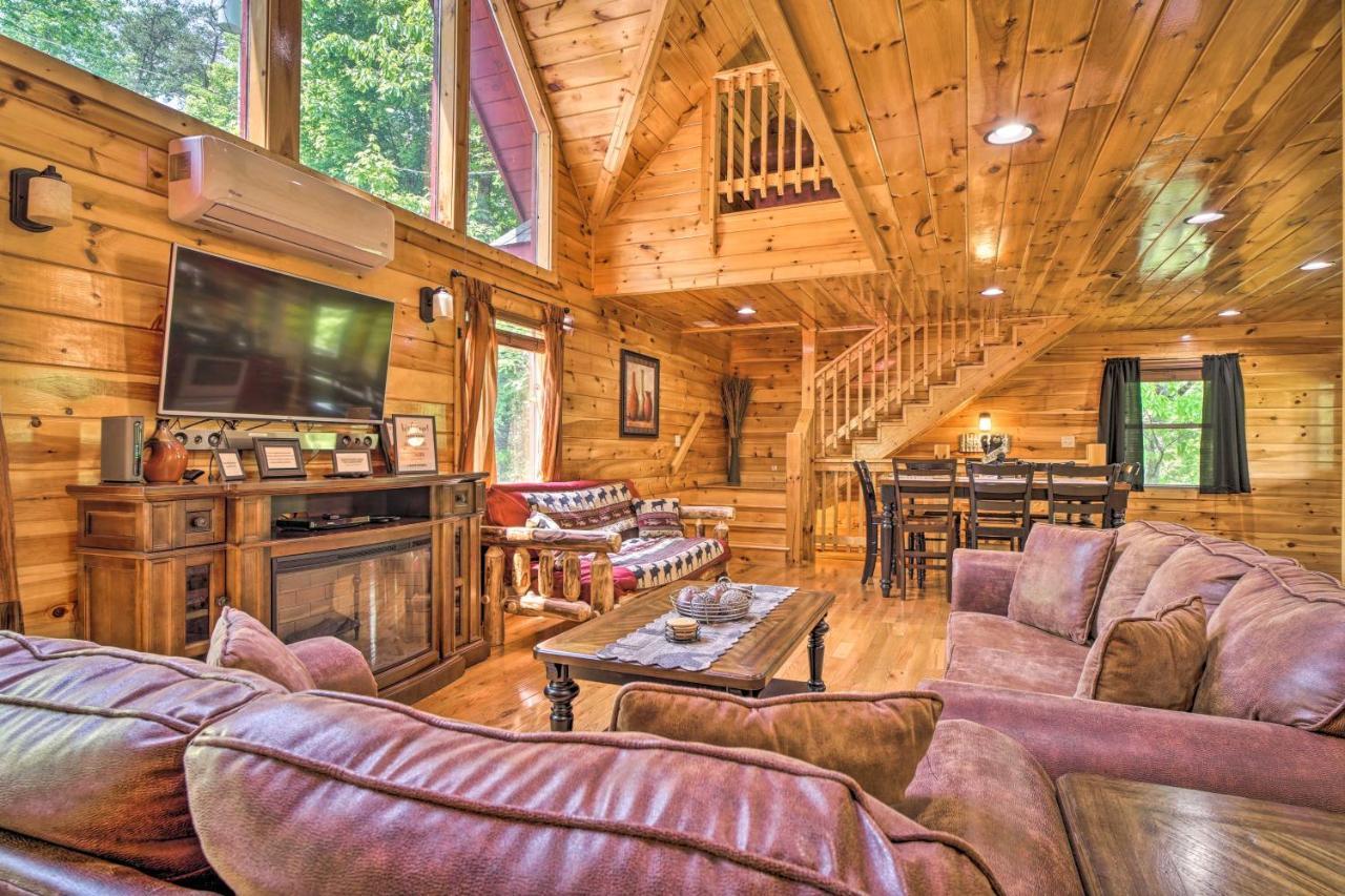 Pigeon Forge Cabin Sauna, Saltwater Pool And Views! Sevierville Eksteriør bilde