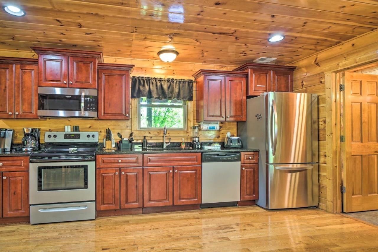 Pigeon Forge Cabin Sauna, Saltwater Pool And Views! Sevierville Eksteriør bilde