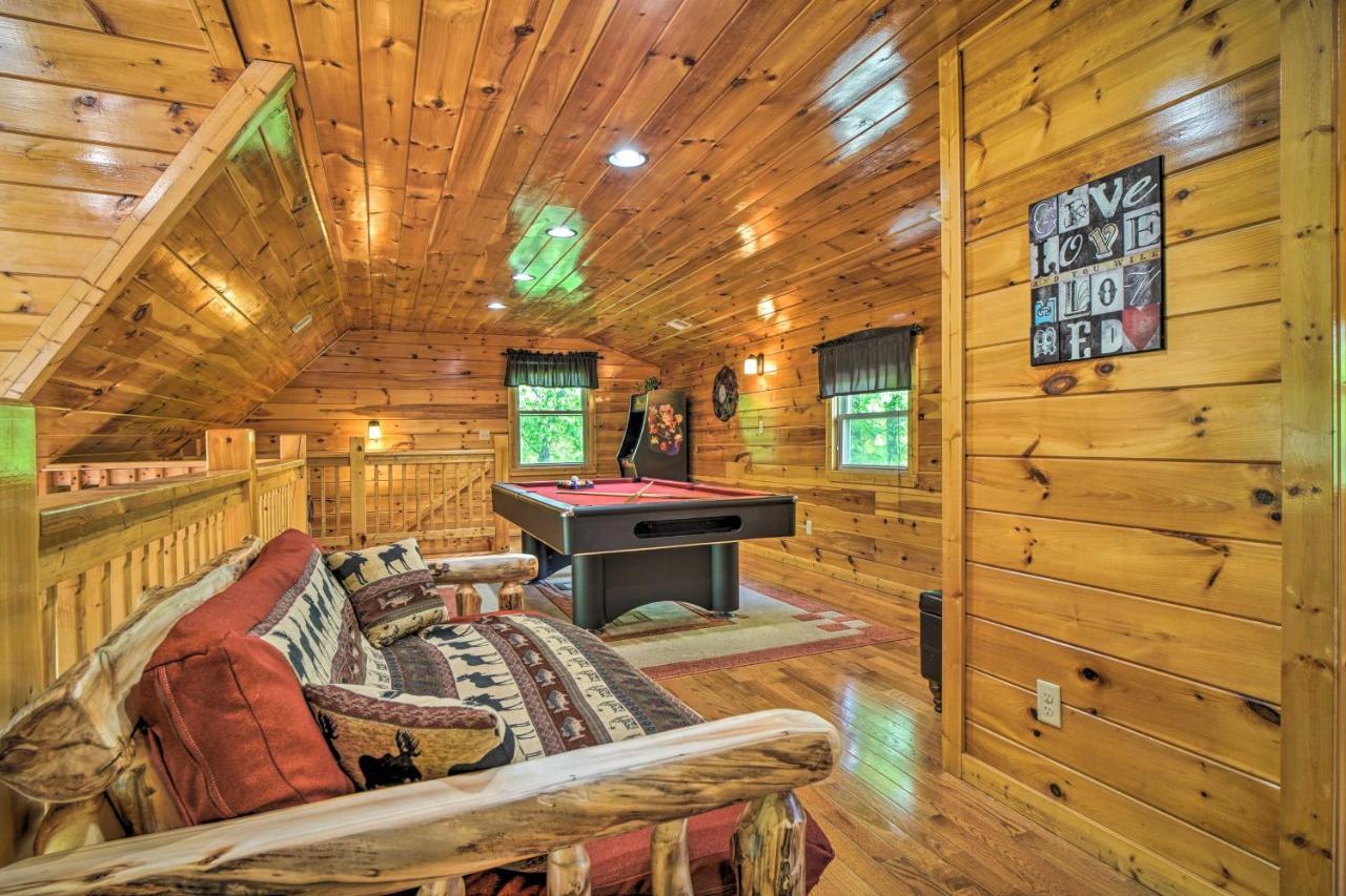 Pigeon Forge Cabin Sauna, Saltwater Pool And Views! Sevierville Eksteriør bilde
