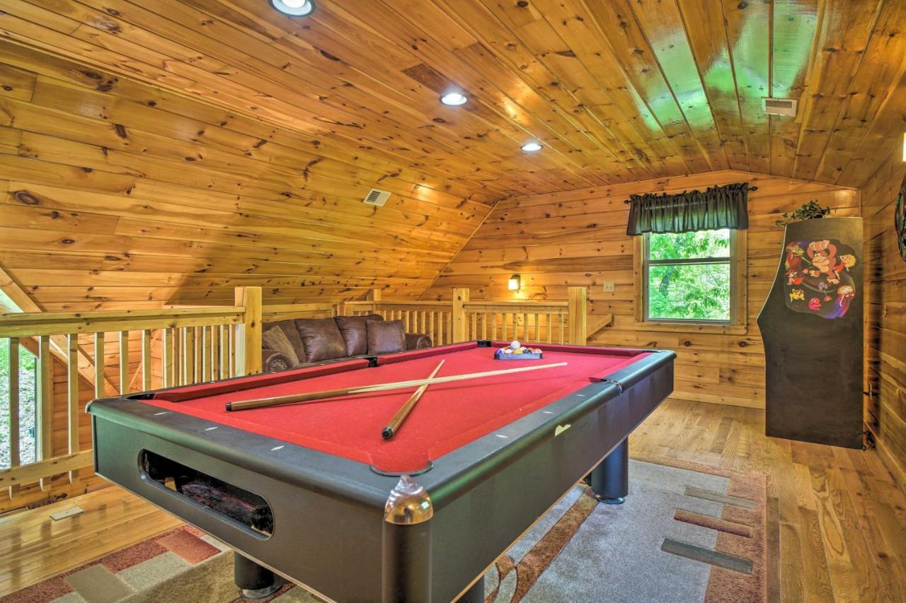 Pigeon Forge Cabin Sauna, Saltwater Pool And Views! Sevierville Eksteriør bilde