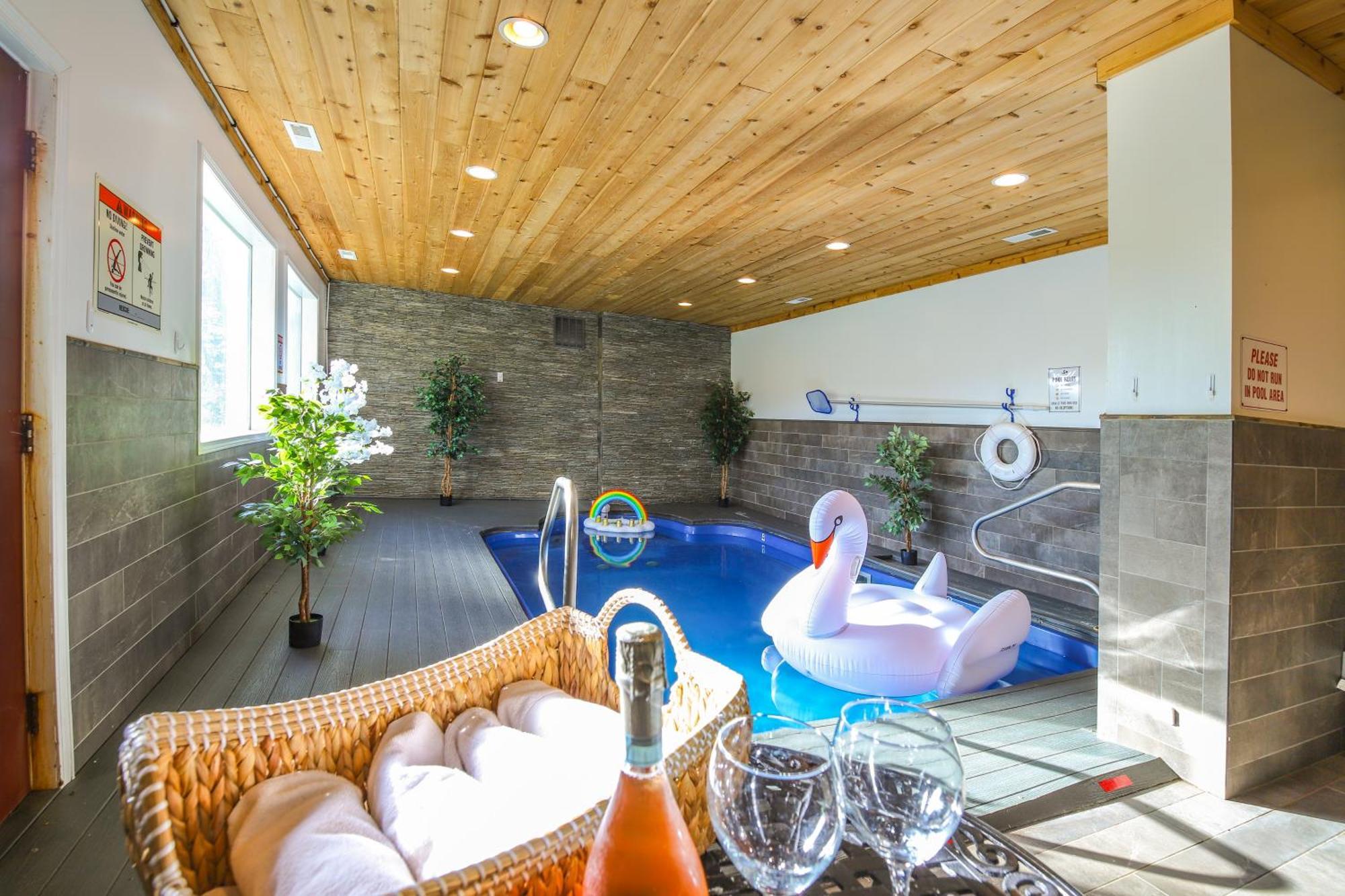 Pigeon Forge Cabin Sauna, Saltwater Pool And Views! Sevierville Eksteriør bilde